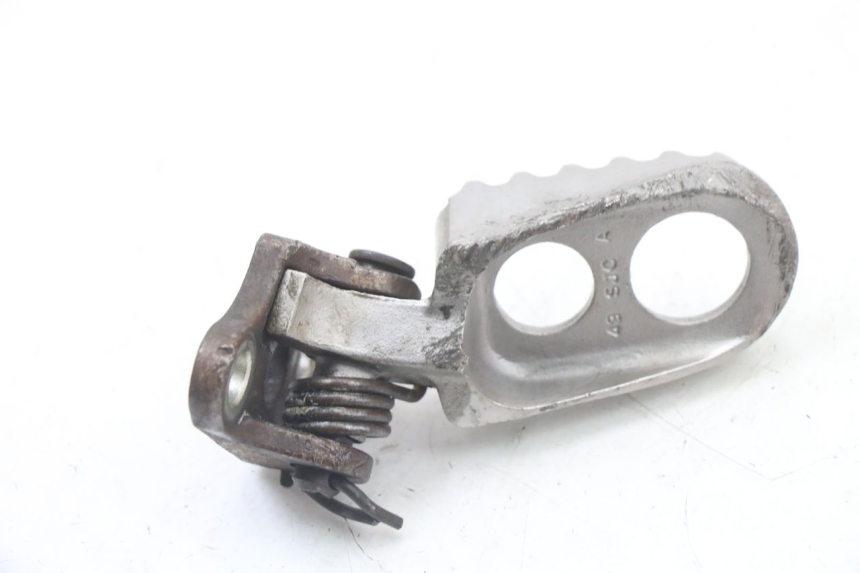 photo de FRONT LEFT FOOTREST MOUNT YAMAHA YZ 125 (2006 - 2016) - Product overview