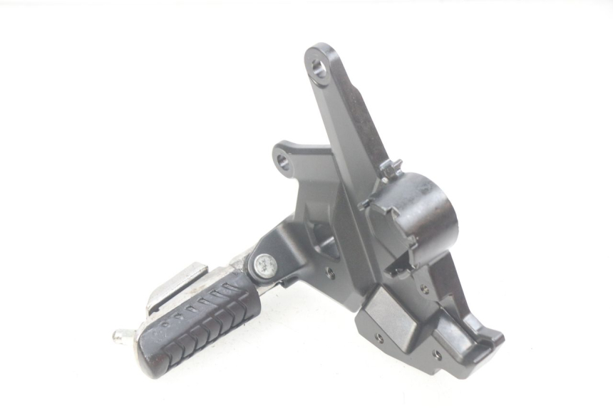 photo de FRONT LEFT FOOTREST MOUNT KAWASAKI Z 650 (2016 - 2019) - Main view