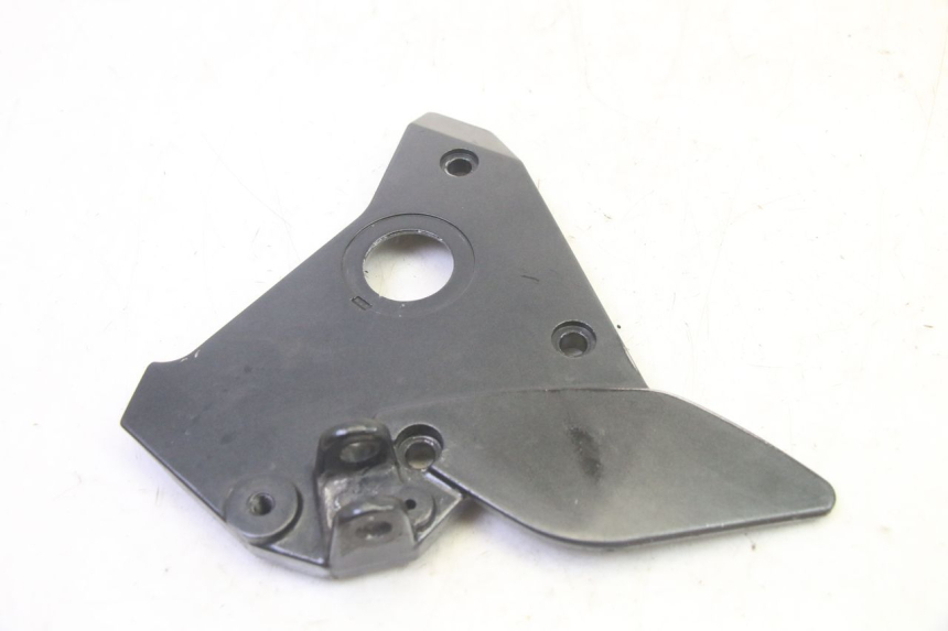 photo de FRONT LEFT FOOTREST MOUNT KAWASAKI ZR 7 750 (1999 - 2004) - Component detail