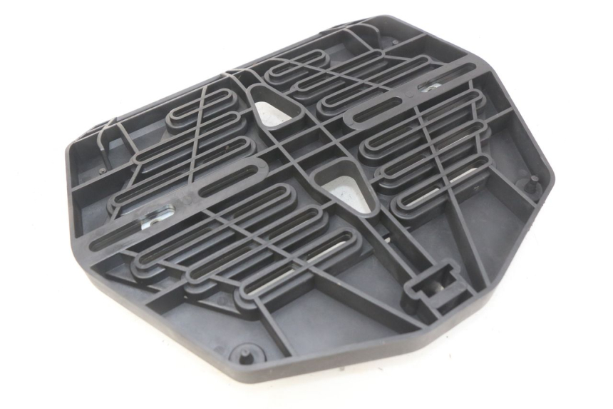 photo de PLATE TOP BOX YAMAHA FJ 3CX 1200 (1986 - 1996) - Zoom on usage condition