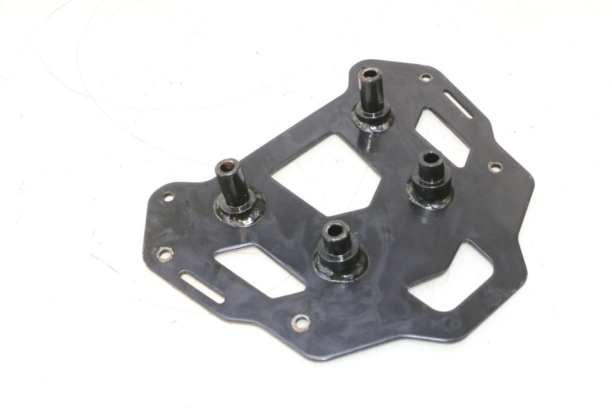 photo de PLATE TOP BOX PIAGGIO MP3 500 (2016 - 2018) - Component zoom