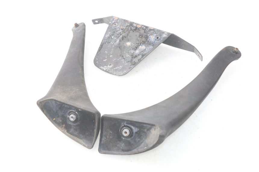 photo de PLATE TOP BOX PIAGGIO SKIPPER 125 (2000 - 2004) - Zoom on usage condition