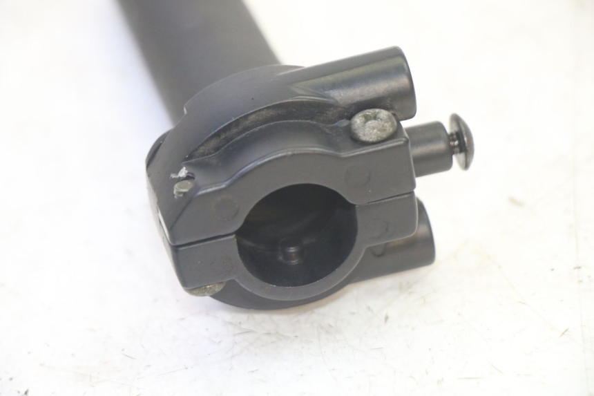 photo de THROTTLE GRIP QUADRO 4 4D 350 (2015 - 2018) - Zoom on usage condition