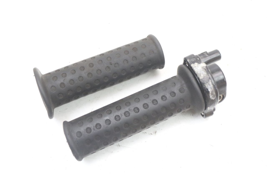 photo de THROTTLE GRIP APRILIA SR MOTARD 50 (2012 - 2018) - Alternative perspective