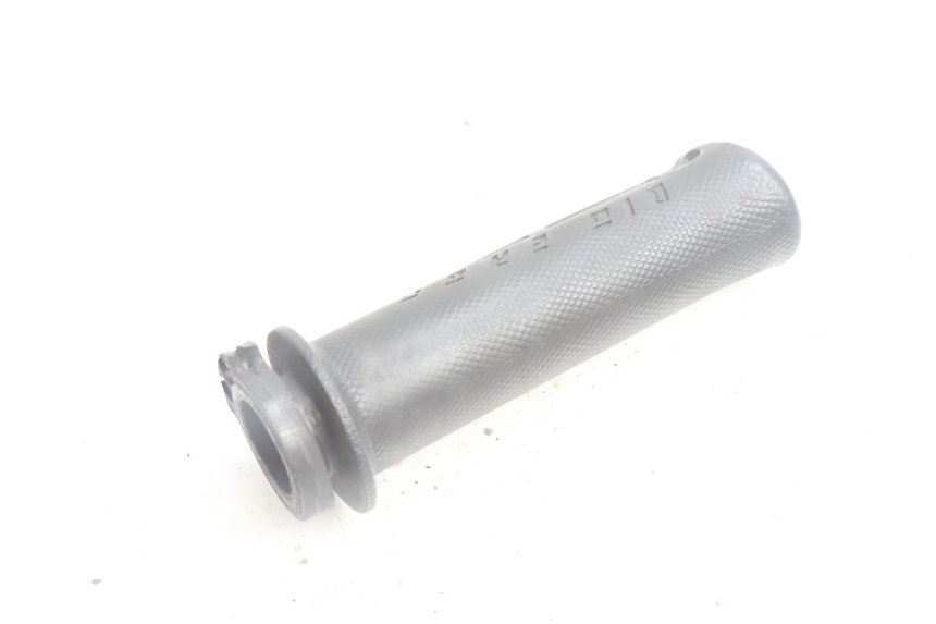 photo de THROTTLE GRIP YAMAHA BW'S BWS 125 (2010 - 2013) - Zoom on usage condition