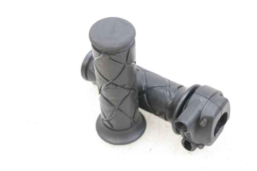 photo de THROTTLE GRIP YAMAHA BW'S EASY 50 (2013 - 2016) - Main view