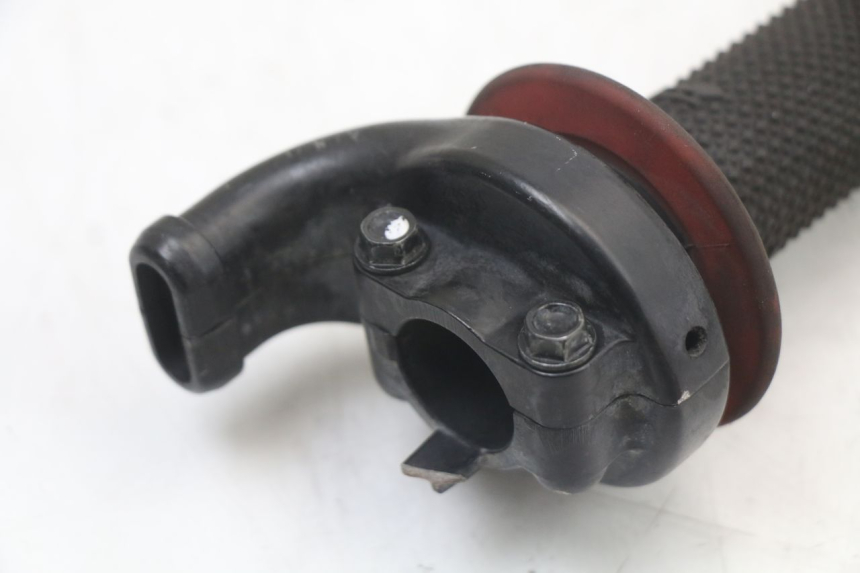 photo de THROTTLE GRIP HONDA CRF R 250 (2020 - 2021) - Zoom on usage condition