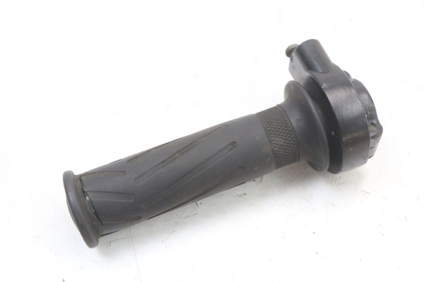 photo de THROTTLE GRIP YAMAHA CYGNUS X 125 (2004 - 2007) - Alternative perspective