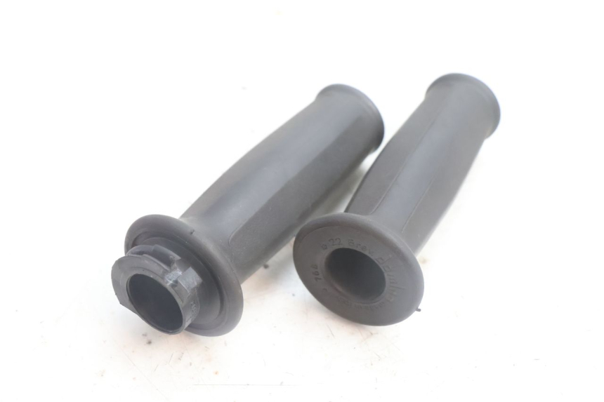 photo de THROTTLE GRIP MBK DAKOTA 50 (2003 - 2008) - Alternative perspective