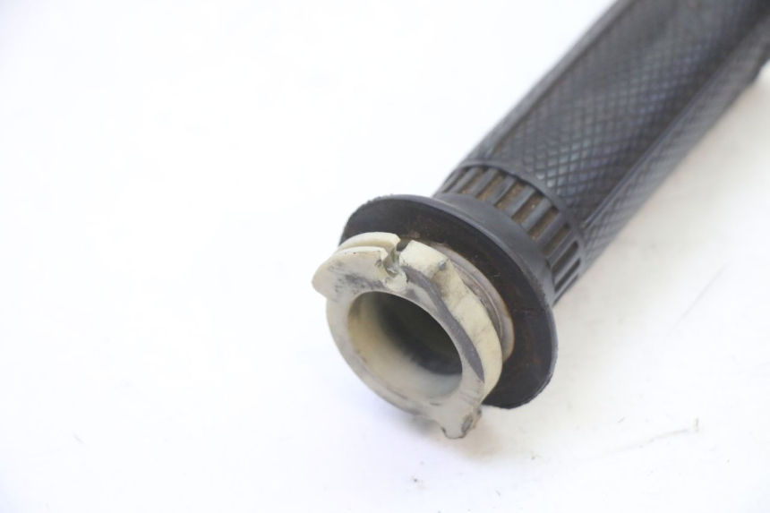 photo de THROTTLE GRIP SKYTEAM DAX REPLICA 110 (2005 - 2015) - Component detail