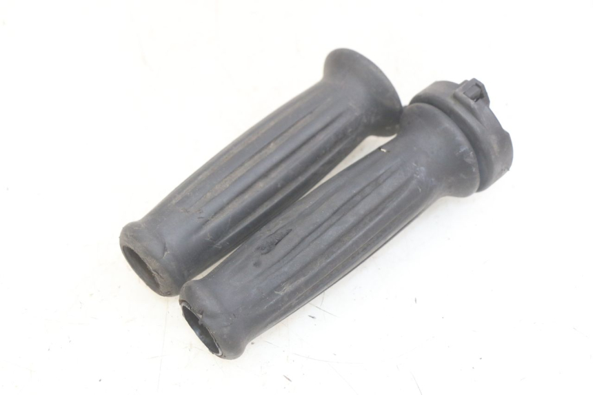 photo de THROTTLE GRIP PEUGEOT DJANGO 4T 50 (2014 - 2019) - Component detail