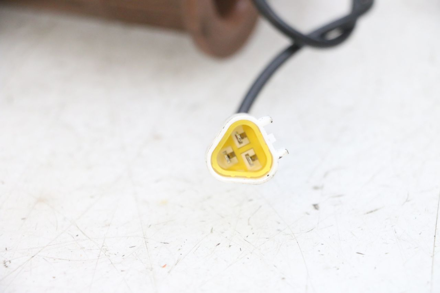 photo de THROTTLE GRIP SEGWAY NINEBOT E125S 1 (2022 - 2026) - Fixing points details