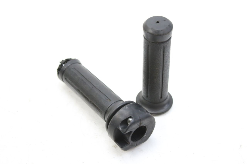 photo de THROTTLE GRIP HONDA FES PANTHEON 125 (2003 - 2007) - Main view