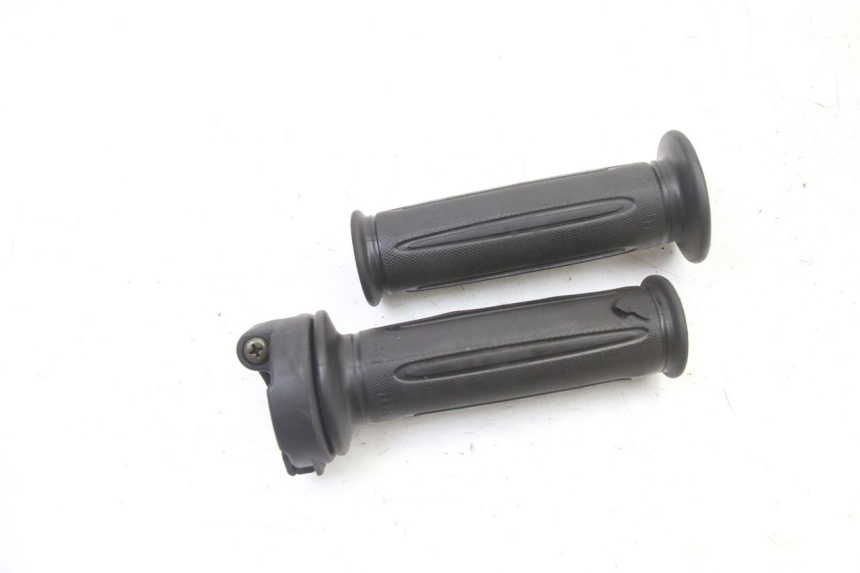 photo de THROTTLE GRIP SYM FIDDLE 3 III 50 (2014 - 2020) - Main view