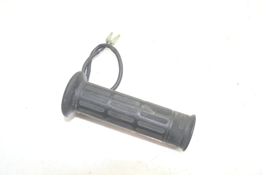 photo de THROTTLE GRIP YAMAHA FJR 1300 (2001 - 2005) - Zoom on usage condition