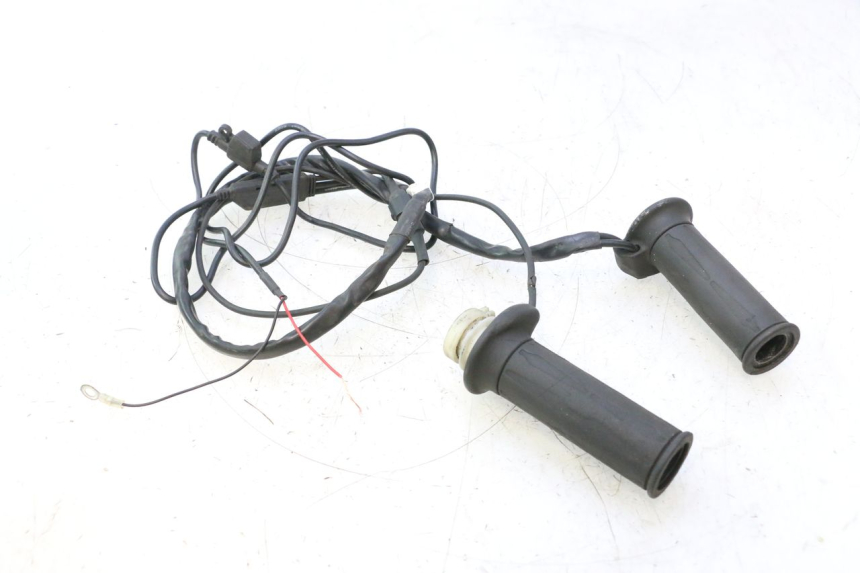 photo de THROTTLE GRIP GILERA GP 800 (2007 - 2013) - Fixing points details