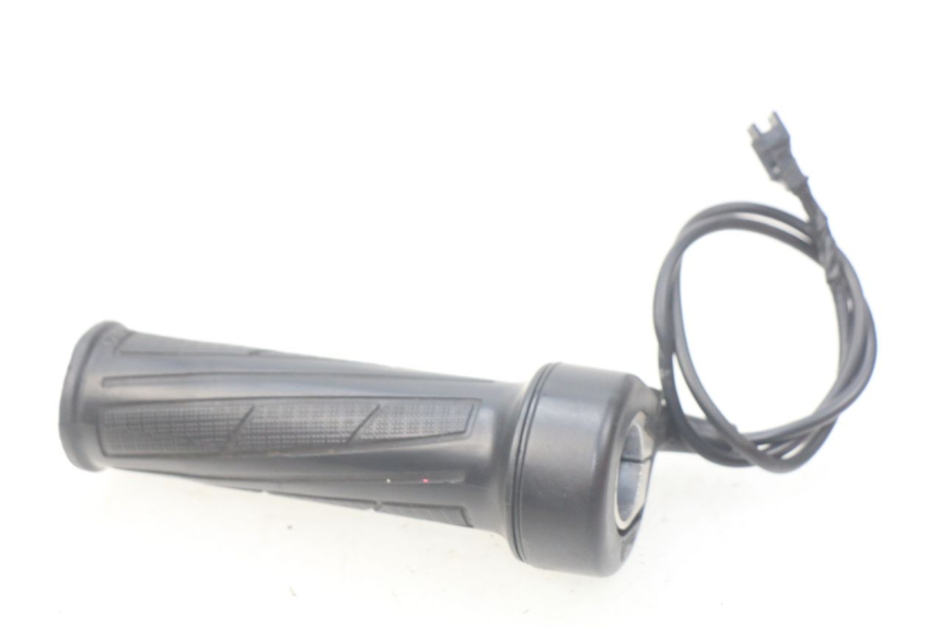 photo de THROTTLE GRIP EUROCKA GREEN 1 - Main view