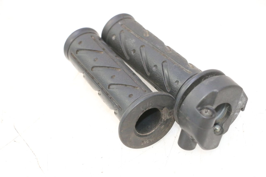 photo de THROTTLE GRIP KYMCO LIKE 125 (2009 - 2016) - Technical close-up