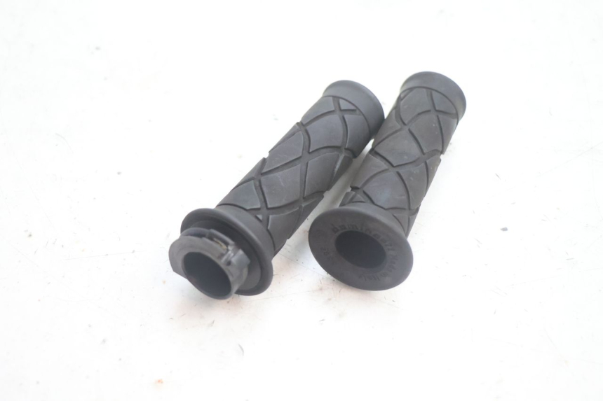 photo de THROTTLE GRIP MBK MACH G AC 50 (2002 - 2014) - Component detail