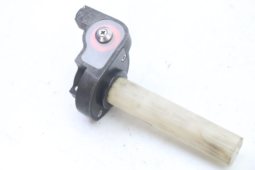 photo de THROTTLE GRIP MBK X-LIMIT XLIMIT 50 (2007 - 2012) - Zoom on usage condition