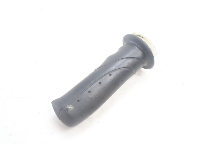 photo de THROTTLE GRIP SYM MIO 50 (2005 - 2010) - Technical close-up