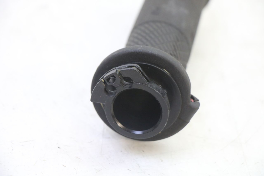 photo de THROTTLE GRIP PIAGGIO MP3 HPE 310 (2024 - 2025) - Component detail