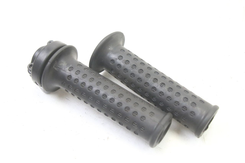 photo de THROTTLE GRIP PIAGGIO MP3 500 (2011 - 2015) - Component detail