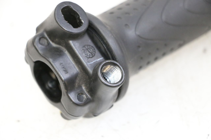 photo de THROTTLE GRIP PIAGGIO MP3 500 (2014 - 2017) - Technical close-up