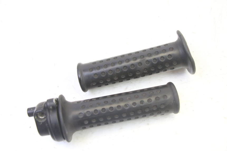 photo de THROTTLE GRIP PIAGGIO MP3 125 (2006 - 2014) - Main view