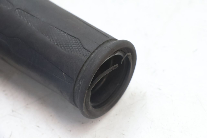photo de THROTTLE GRIP PIAGGIO MP3 500 (2016 - 2018) - Markings and original references