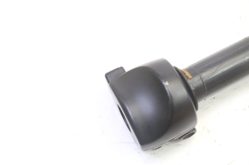 photo de THROTTLE GRIP RIEJU MRT 50 (2018 - 2021) - Component detail