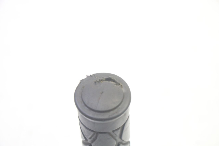 photo de THROTTLE GRIP YAMAHA NEOS NEO'S 4T 50 (2008 - 2016) - Technical close-up
