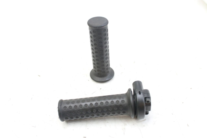 photo de THROTTLE GRIP PIAGGIO NEW TYPHOON 50 (2018 - 2021) - Product overview