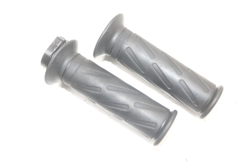 photo de THROTTLE GRIP PEUGEOT STREETZONE 4T 50 (2018 - 2023) - Component detail