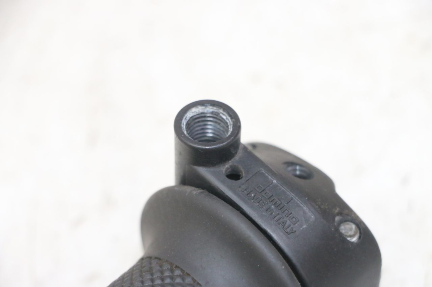 photo de THROTTLE GRIP APRILIA RALLY AC 50 (1995 - 2004) - Alternative perspective