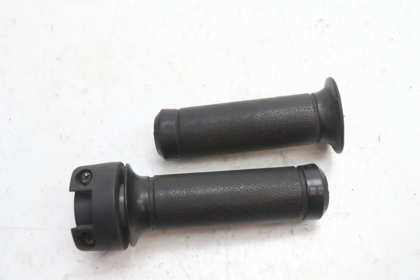 photo de THROTTLE GRIP YIYING RETRO 50 (2008 - 2017) - Main view