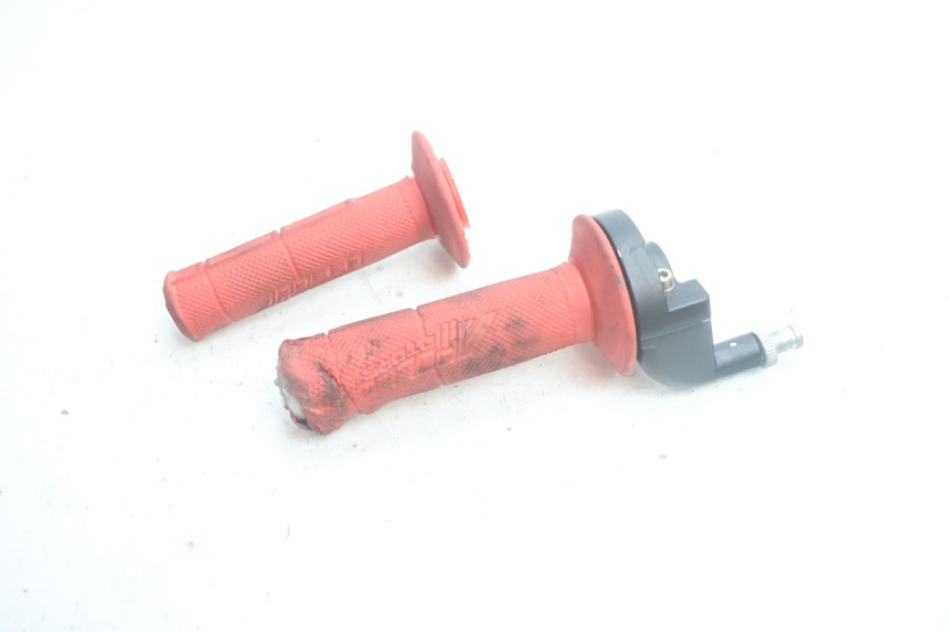 photo de THROTTLE GRIP APOLLO RFZ 125 - Checked used part