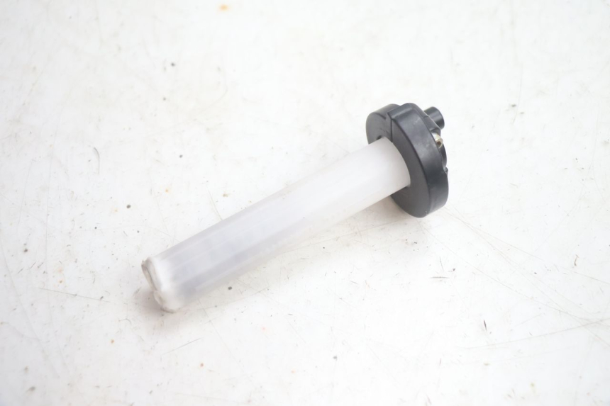 photo de THROTTLE GRIP APOLLO RFZ 150 - Fixing points details