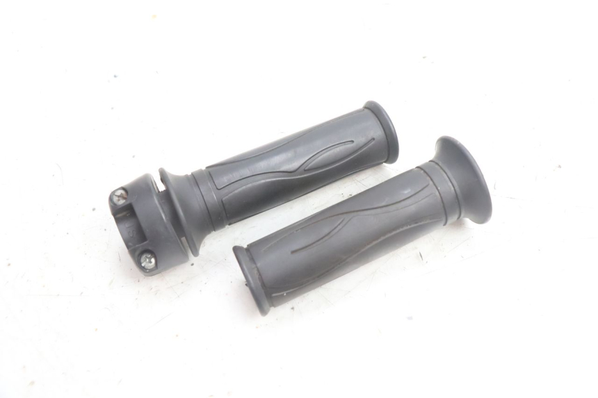 photo de THROTTLE GRIP JM MOTORS SANTANA EVO 50 (2024 - 2026) - Main view