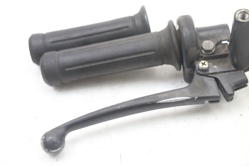 photo de THROTTLE GRIP HONDA SCV LEAD 100 (2003 - 2007) - Product overview