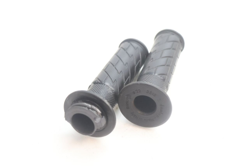 photo de THROTTLE GRIP YAMAHA SLIDER 50 (1999 - 2004) - Component detail