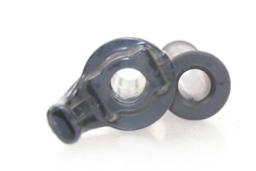 photo de THROTTLE GRIP TRIUMPH SPEED TRIPLE 1050 (2005 - 2007) - Zoom on usage condition