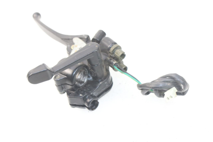 photo de THROTTLE GRIP ORION SPORTRAX 125 - Zoom on usage condition