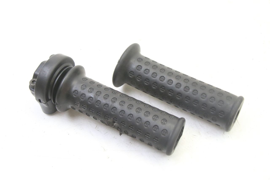 photo de THROTTLE GRIP APRILIA SR 2T 50 (2018 - 2022) - Main view
