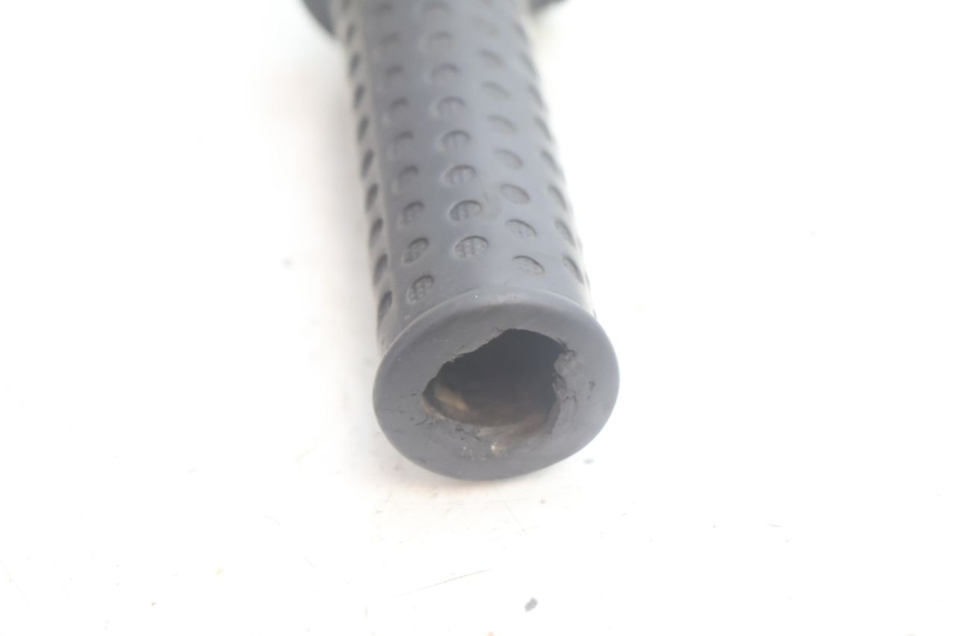 photo de THROTTLE GRIP APRILIA SR 2T 50 (2012 - 2017) - Alternative perspective