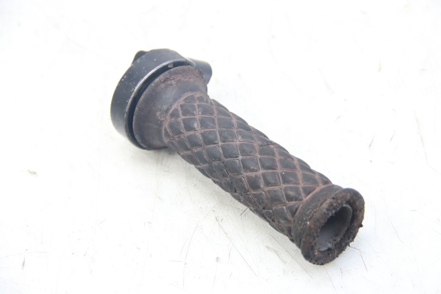 photo de THROTTLE GRIP YAMAHA SR 125 (1982 - 2003) - Alternative perspective