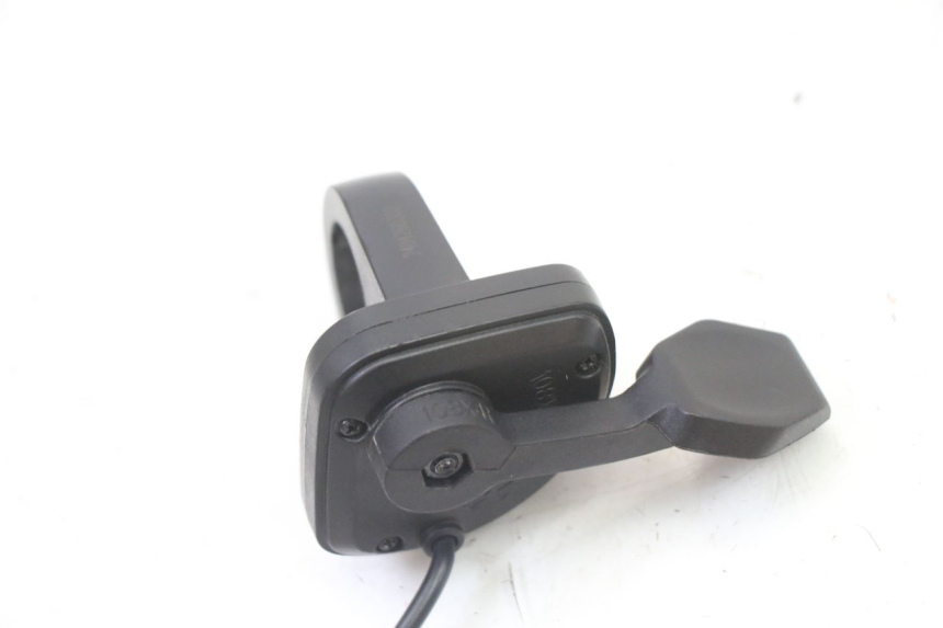 photo de THROTTLE GRIP NAMI STELLAR 1 - Alternative perspective