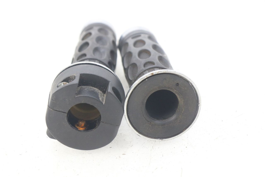 photo de THROTTLE GRIP JM MOTORS SUNNY 50 (2017 - 2020) - Component detail