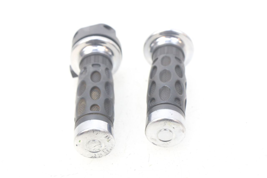 photo de THROTTLE GRIP JM MOTORS SUNNY 50 (2017 - 2020) - Alternative perspective