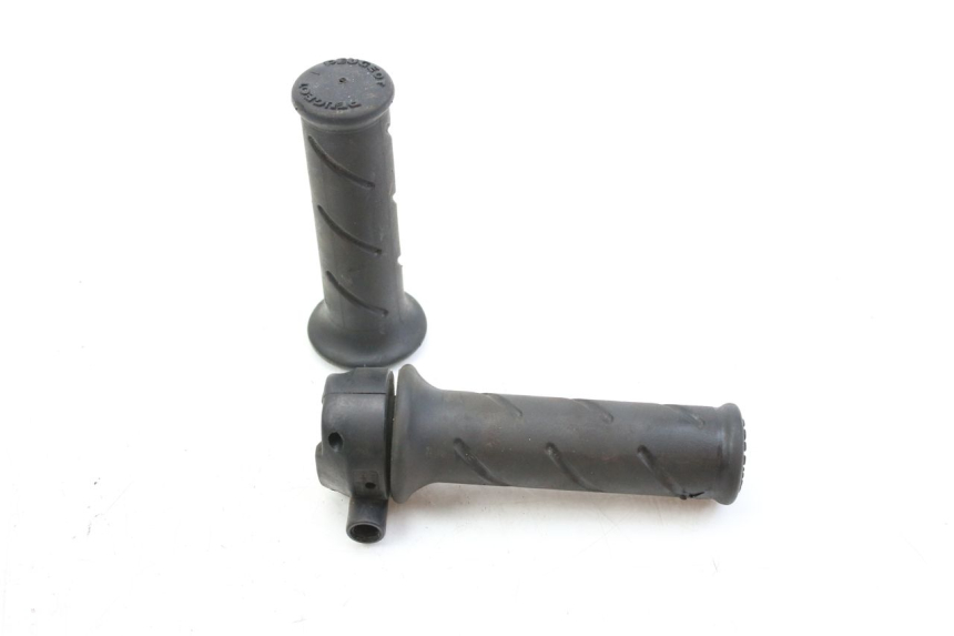 photo de THROTTLE GRIP PEUGEOT SV 125 (1991 - 1994) - Main view